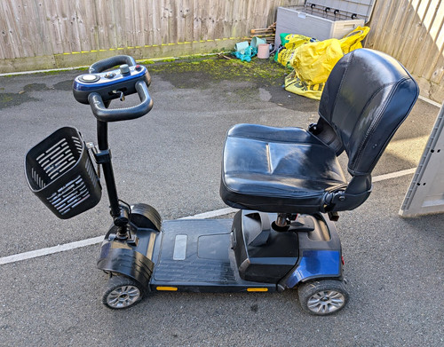 Blue black wheel electric - 4-wheel,