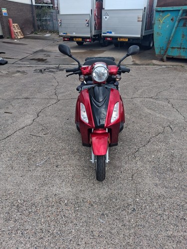 Used wheeled red zt500 - used,