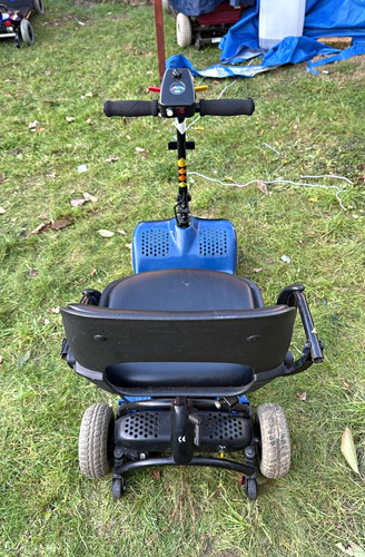 Blue black wheel electric - 4-wheel,