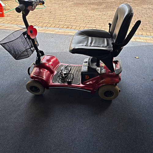 Red black electric wheel - red/black,